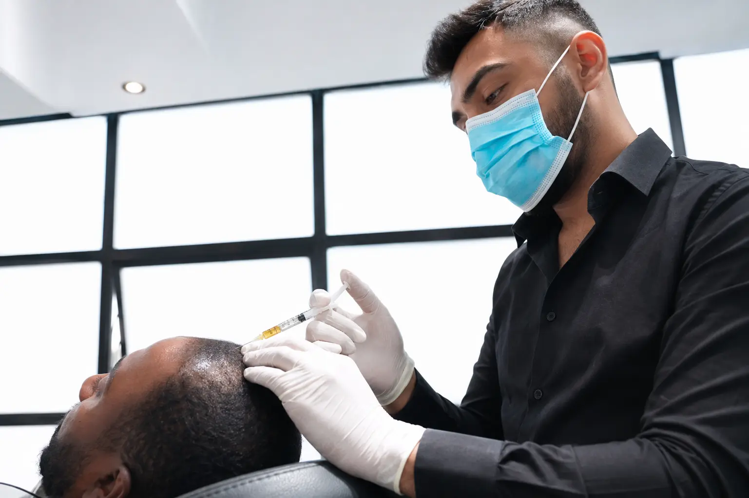 Real PRP scalp treatment performed in the clinic